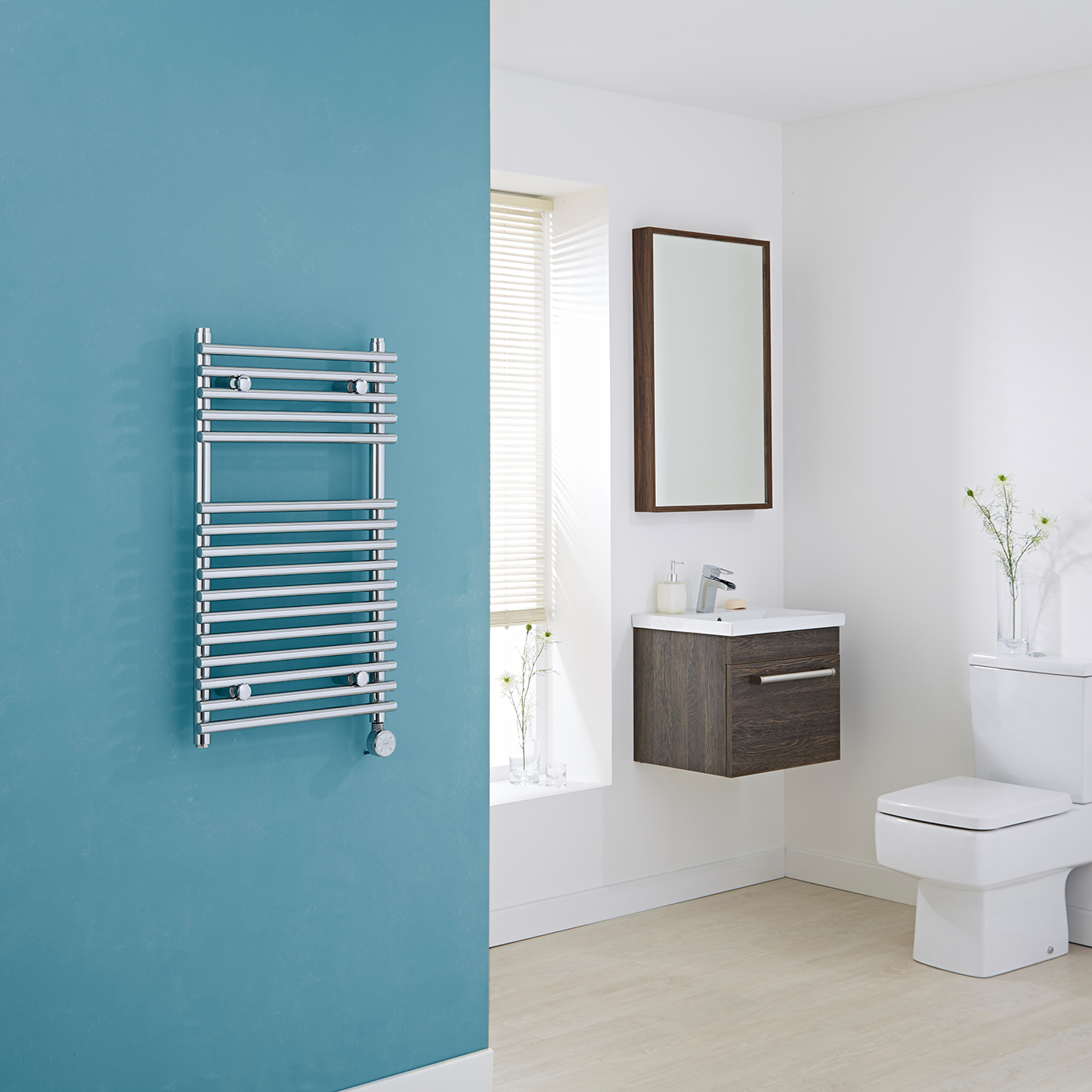 Kudox Electric - Chrome Flat Bar on Bar Heated Towel Rail - 750mm x 450mm