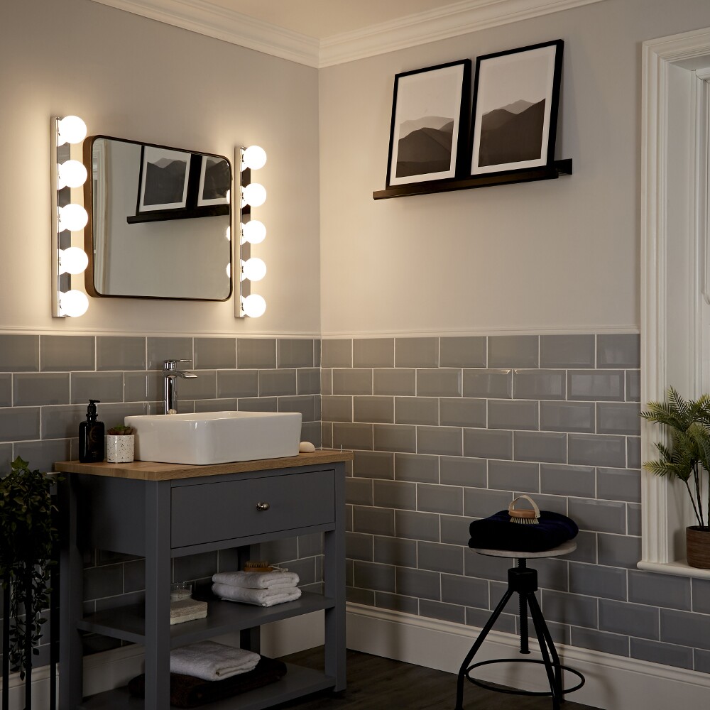 Milano Ebro LED Hollywood Light