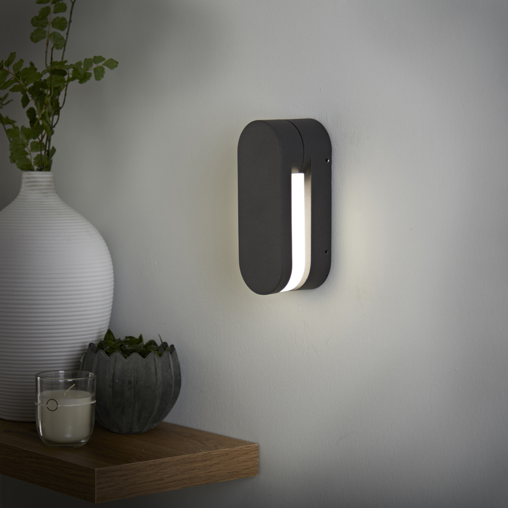 Biard Burchula Round LED Wall Light