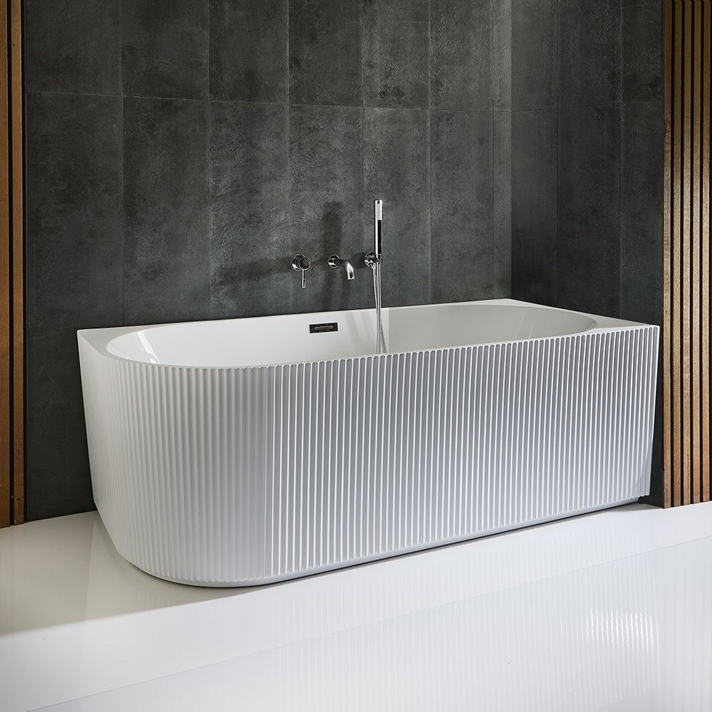 Milan heated towel rail 800mm x 490mm chrome clearance