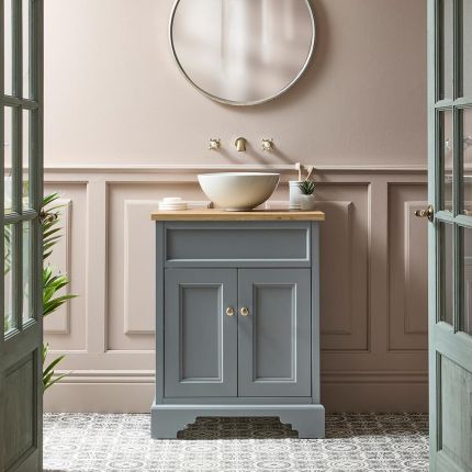 Milano Thornton - 645mm Traditional Vanity Unit - Choice of Finish, Basin and Handles