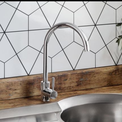 Rangemaster Aquatrend - Single Lever Modern Kitchen Mixer Tap with Swivel Spout - Choice of Finish