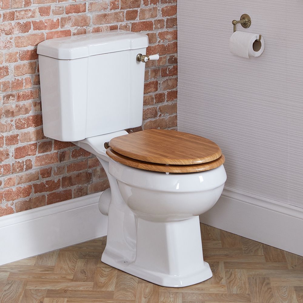 Milano Richmond - Traditional Comfort Height Close Coupled Toilet with Cistern and Oak Seat - Brushed Gold