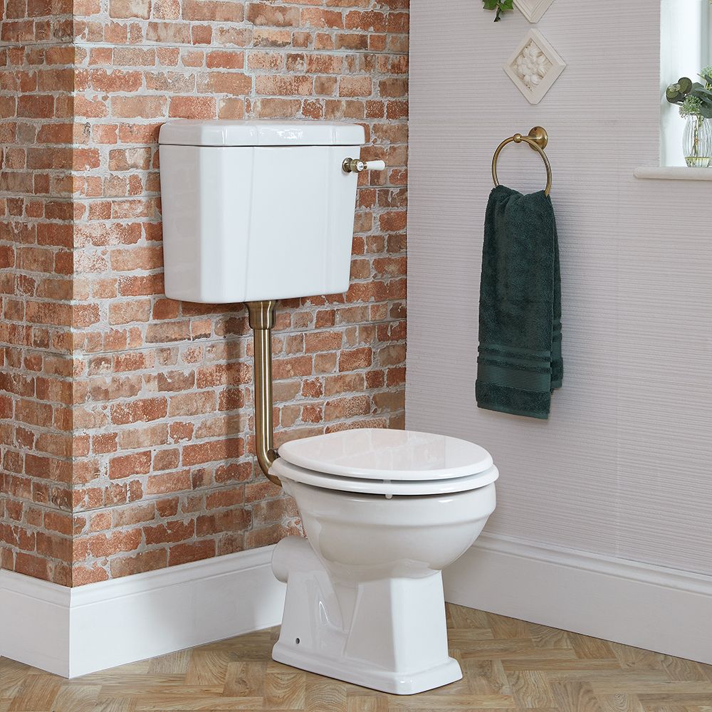 Milano Richmond - Traditional Comfort Height Low Level Toilet with Cistern and White Seat - Brushed Gold