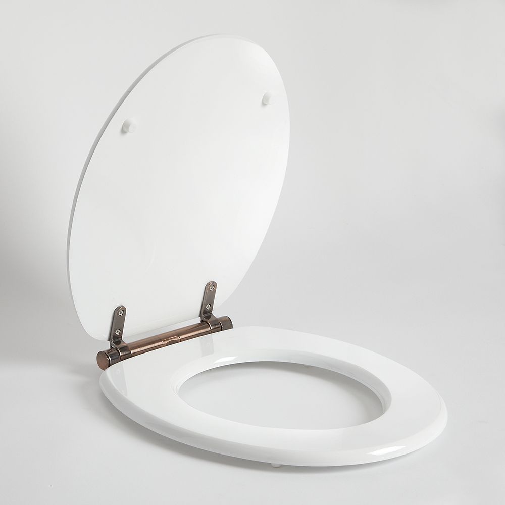 Milano Richmond - Traditional White Soft Close Toilet Seat with Oil Rubbed Bronze Hinges