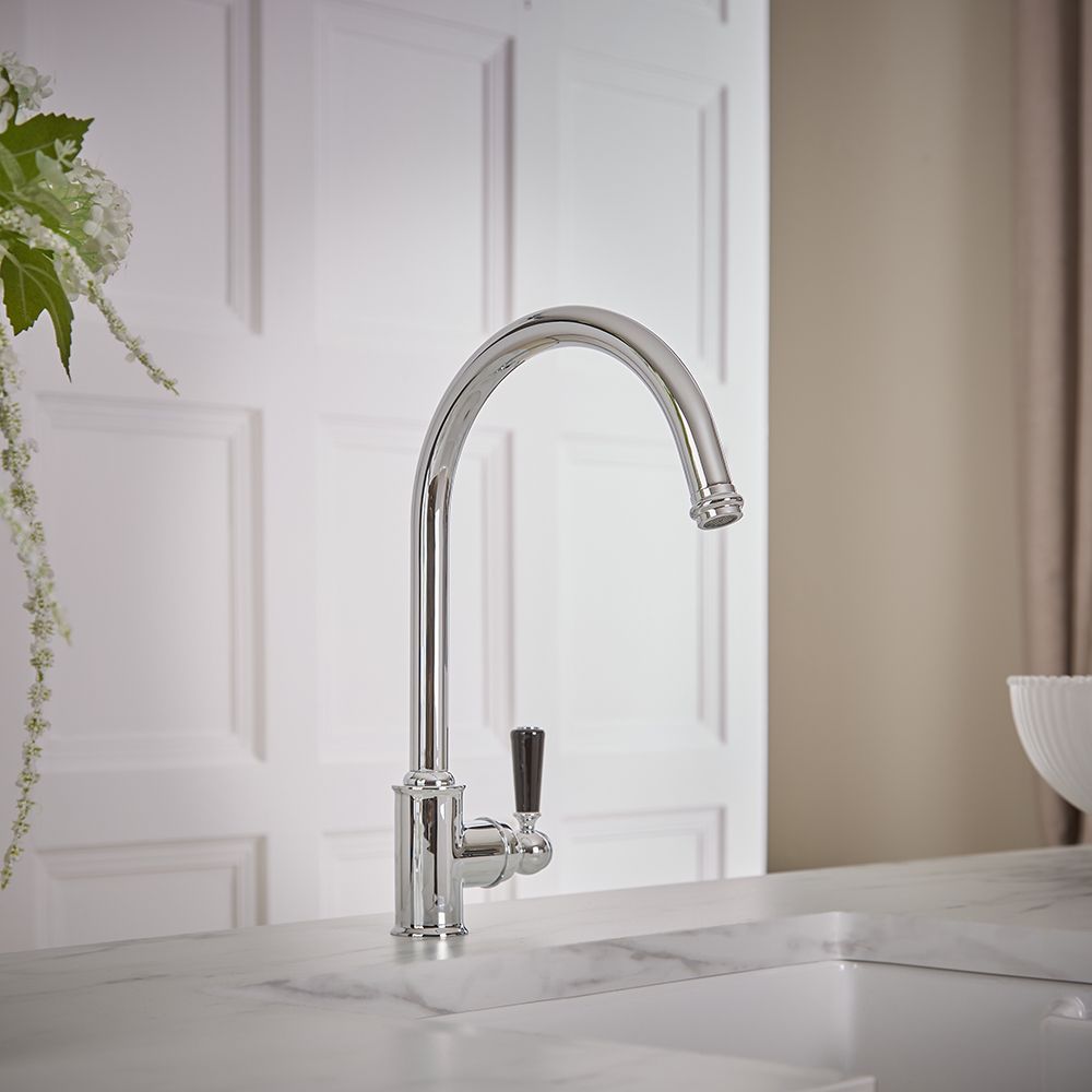 Milano Elizabeth - Single Lever Traditional Kitchen Mixer Tap - Chrome and Black
