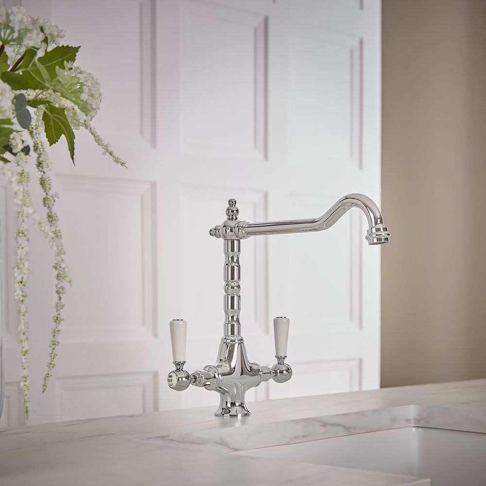 Milano Elizabeth - Classic Kitchen Mixer Tap - Chrome and White