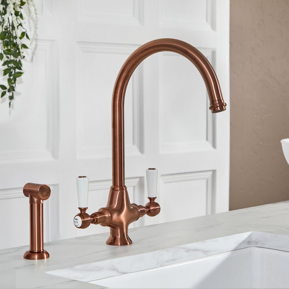 Milano Elizabeth - Traditional Kitchen Mixer Tap with Pull-Out Spray - Brushed Copper