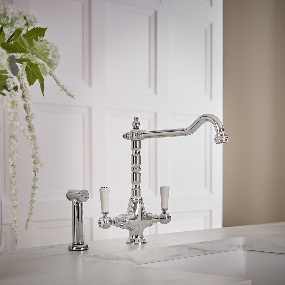 Milano Elizabeth - Classic Kitchen Mixer Tap with Pull-Out Spray - Chrome and White