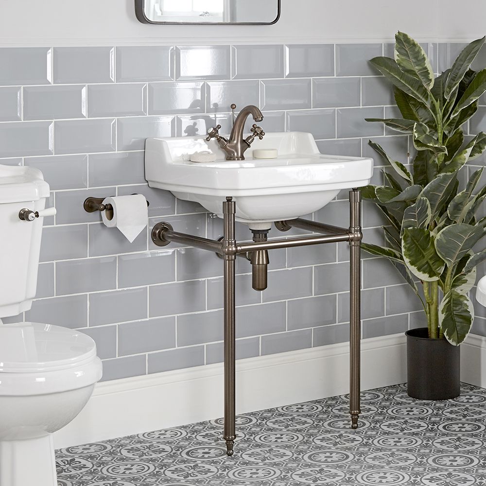 Milano Richmond - 560mm Traditional Basin and Washstand - Oil Rubbed Bronze (1 Tap-Hole)
