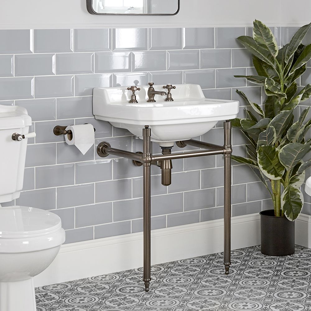 Milano Richmond - 560mm Traditional Basin and Washstand - Oil Rubbed Bronze (3 Tap-Holes)