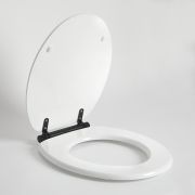 Milano Richmond - Traditional White Soft Close Toilet Seat with Black Hinges