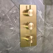 Milano Otto - Modern 3 Outlet Triple Diverter Thermostatic Shower Valve - Choice of Finish