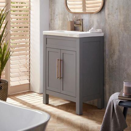 Milano Aston - 600mm Traditional Vanity Unit with Basin - Choice of Finish and Handles