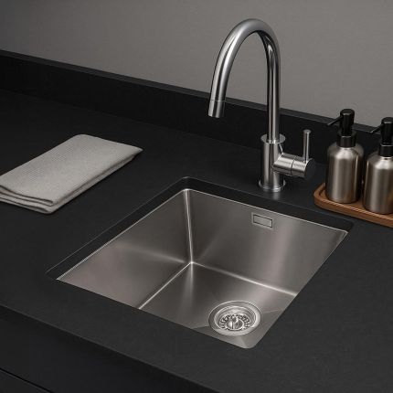 Harlyn Carbis - Single Bowl Stainless Steel Kitchen Sink