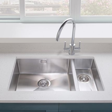 Harlyn Carbis - 1.5 Bowl Stainless Steel Kitchen Sink - 740mm - Choice of Hand