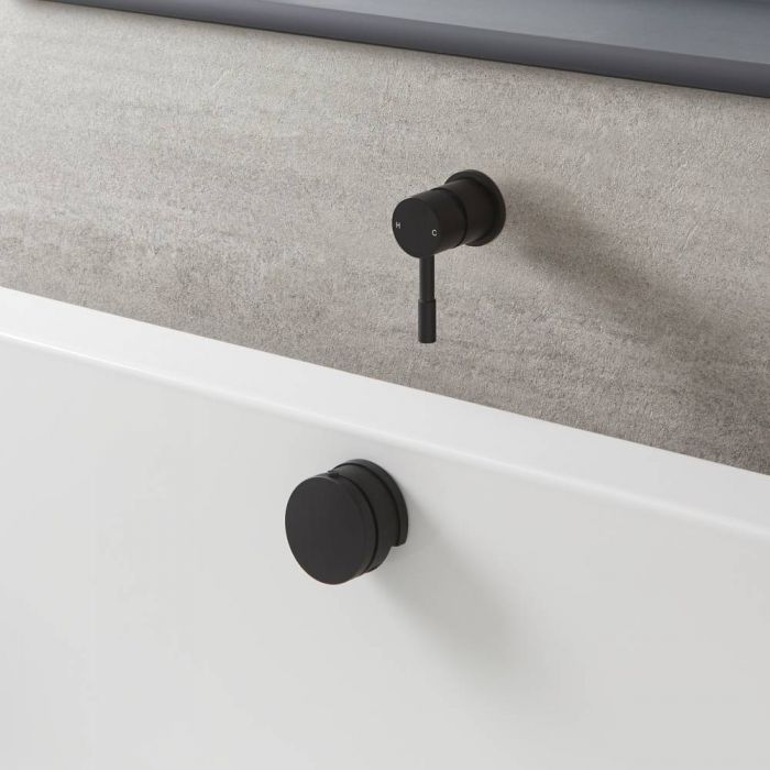 Milano Nero - Modern One Outlet Valve with Overflow Bath Filler and Waste - Black