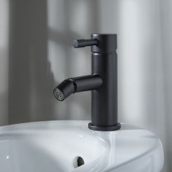 Milano Nero - Modern Mono Bidet Mixer Tap - Black