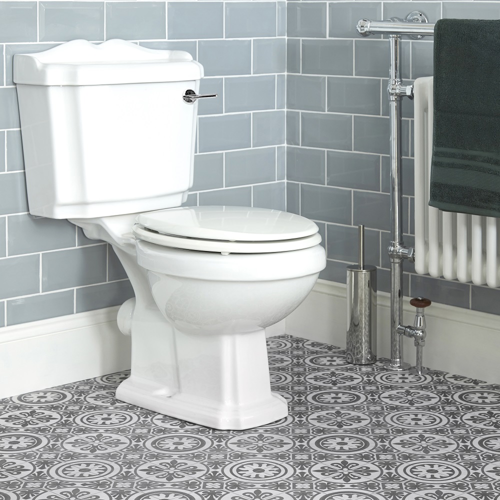 Milano Legend - White Traditional Close Coupled Toilet with Cistern and Wooden Seat