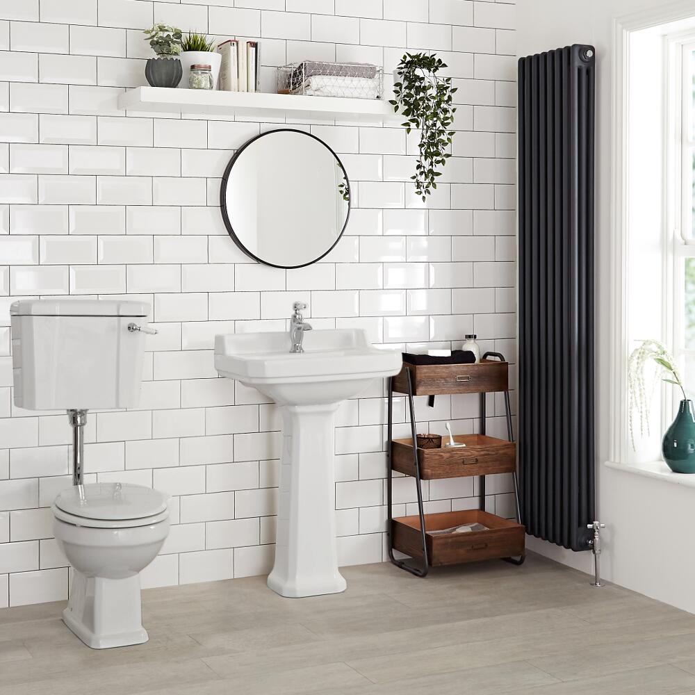 Milano Richmond - White Traditional Round Floor Standing Toilet Pan with Low Level Cistern and Wooden Seat