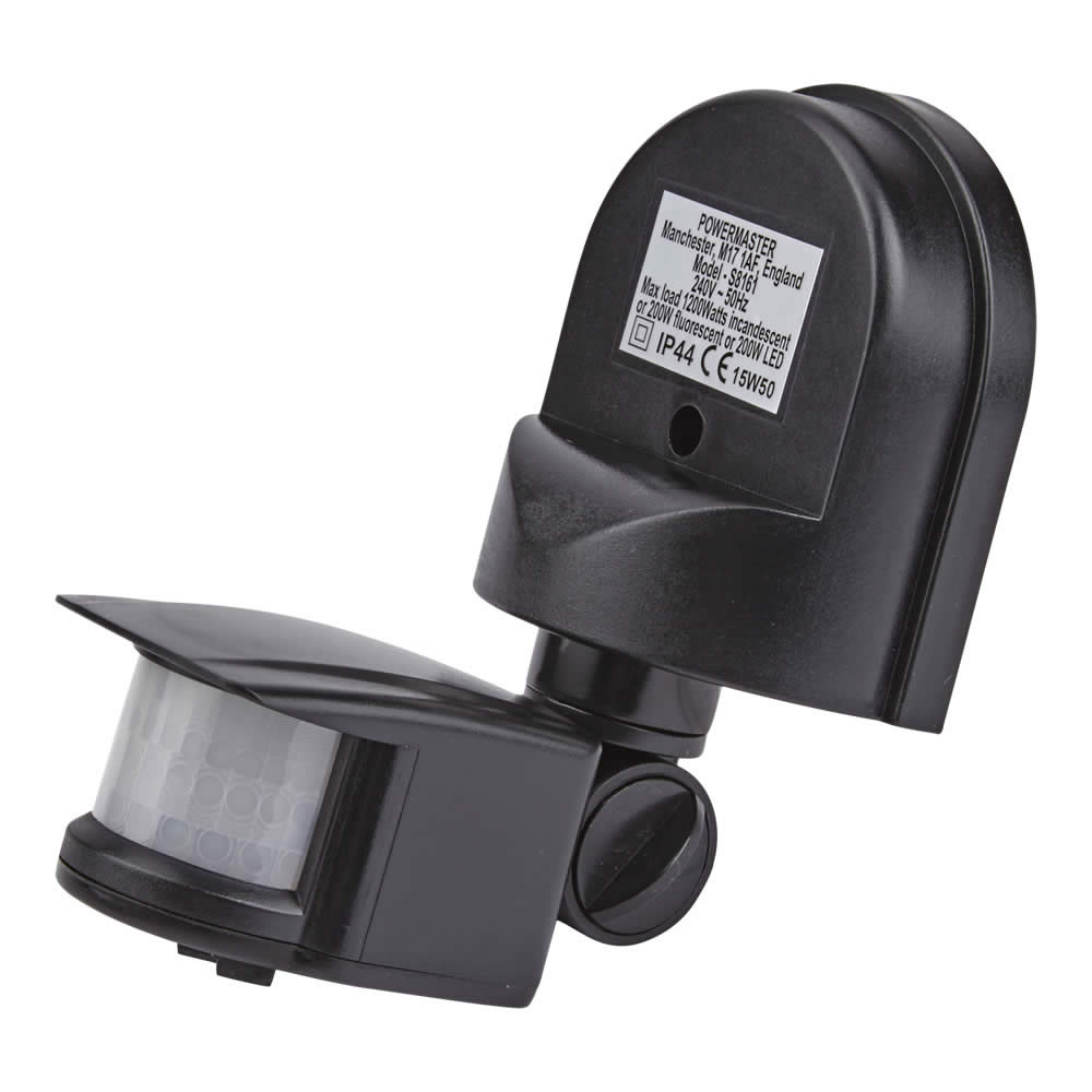 PowerMaster IP44 180° PIR Sensor for Outdoor Lights