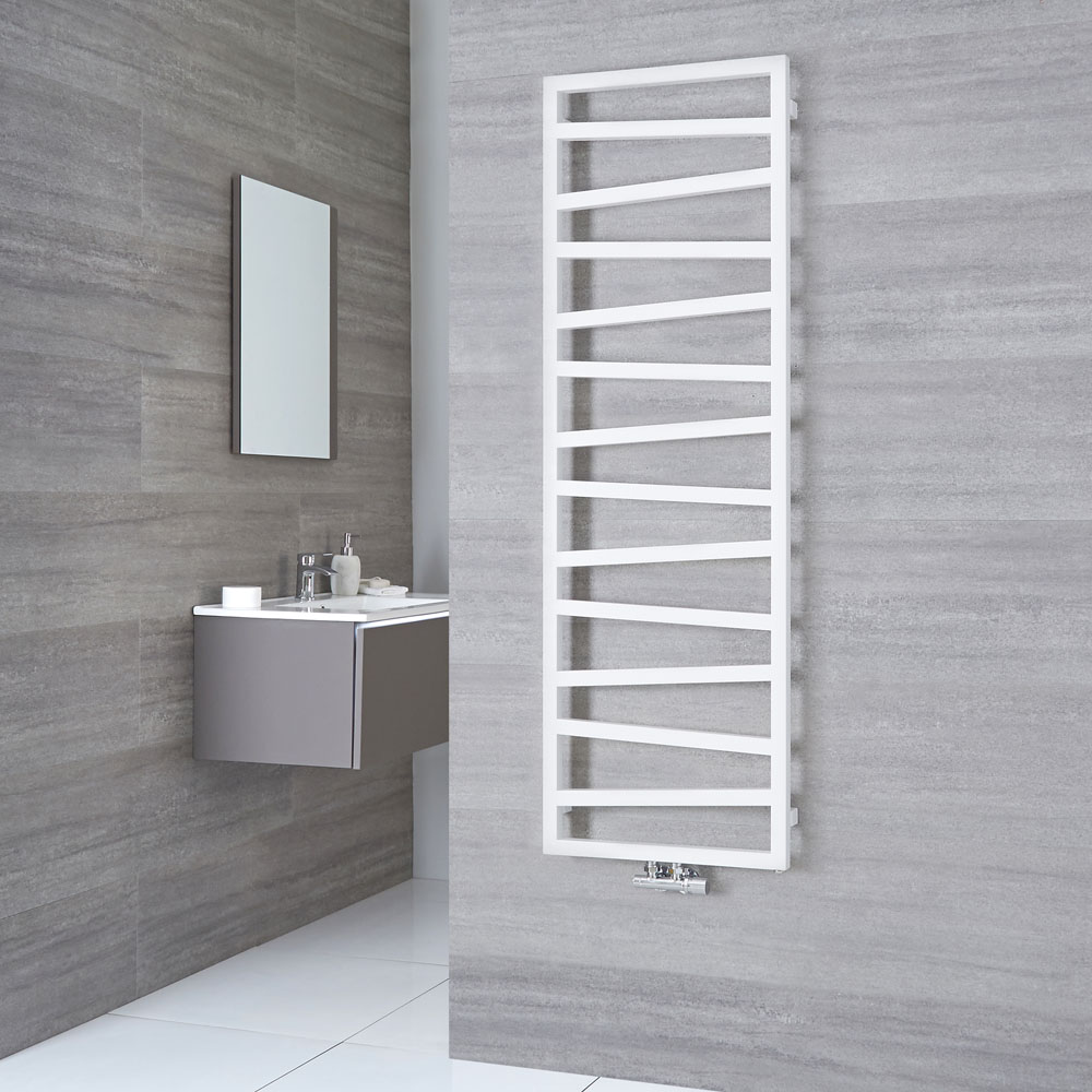 Terma ZigZag - White Vertical Heated Towel Rail - 1545mm x 500mm